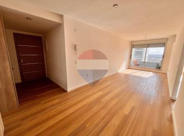 Departamento · 51m² · 3 Ambientes · Alquiler Apartamento Dos Dorm., Tres Cruces