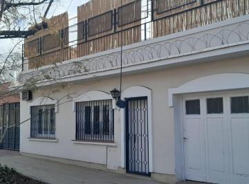 Casa · 120m² · 3 Ambientes · 1 Cochera · Casa en Mendoza