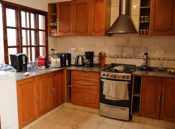 Casa de 5 ambientes, Avellaneda · Gran Casa 5 Ambientes Sobre Av Galicia
