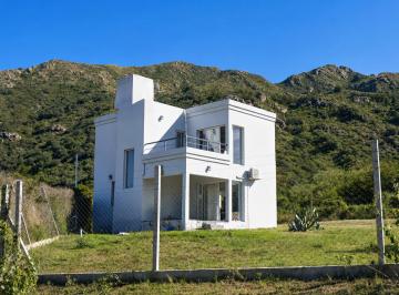 Casa · 106m² · 4 Ambientes · 1 Cochera · Venta Duplex 2 Dorm. Potrero de Los Funes