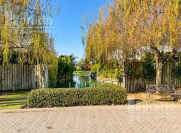 Departamento · 76m² · 3 Ambientes · 1 Cochera · Departamento - Lago Escondido en Alquiler