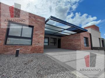 PH · 70m² · 3 Ambientes · 1 Cochera · Dúplex en Venta en Planta Baja. Rincones de Manantiales 2. 2 Dorm..