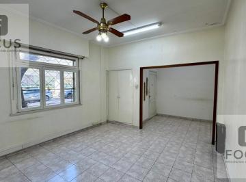 PH · 68m² · 2 Ambientes · Venta PH 2 Amb C/patio Velez Sarsfield