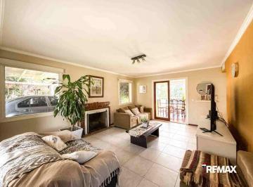 Casa · 180m² · 4 Ambientes · 2 Cocheras · Excelente Casa en Barrio Cerrado - Benavidez