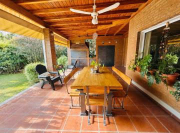 Casa · 267m² · 3 Ambientes · 2 Cocheras · Casa en Venta Los Arboles - 3 Dorm. - Escritorio - Impecable