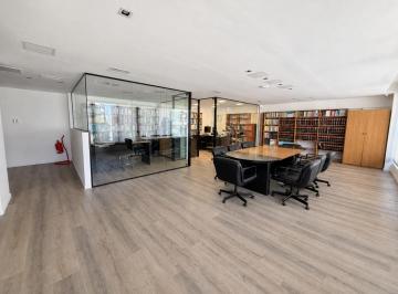 Oficina comercial · 75m² · Venta Oficina Piso Alto Reciclada Barrio Norte