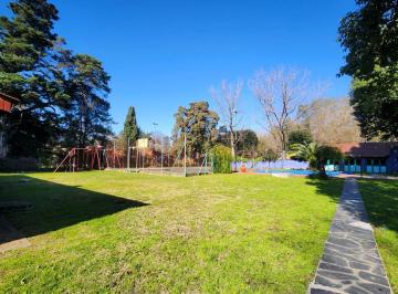 Casa · 260m² · 4 Ambientes · 2 Cocheras · Casa Quinta 4 Ambientes a La Venta en Tortuguitas