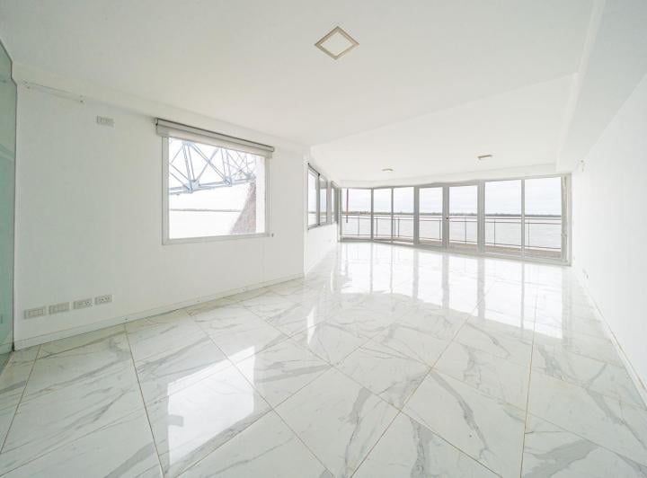 Oficina comercial · 185m²