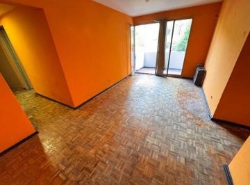 Departamento · 53m² · 3 Ambientes · Venta Departamento 3 Ambientes Flores Balcon
