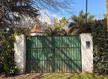 Terreno , Escobar · Lote de 1.600 m² con Pileta y Propiedad de 30 m² Cub. - Maquinista Savio, Escobar