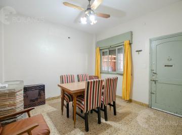 Living Comedor · En Venta Casa 3 Ambientes en Una Planta, con Terraza, Cochera y Local en Esquina, Apta a Credito!