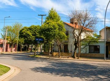 Casa de 4 ambientes, Córdoba · En Venta, Casa de 3 Dorm. 2 Baños en B° Ampliación América