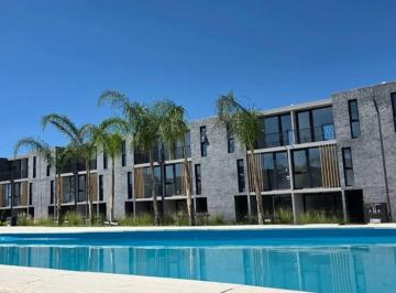 Casa · 196m² · 4 Ambientes · 1 Cochera · Venta Casa 4 Amb Jardin a Estrenar. Sunny Tigre