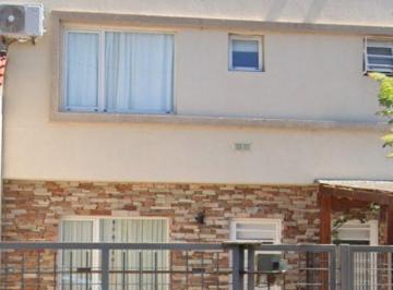 Imagen1 · Alquiler de Duplex Cuatro Ambientes, con Entrada de Vehiculo con Porton Automatizado.