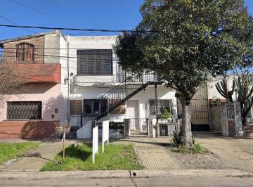 PH · 81m² · 3 Ambientes · Venta PH 3 Ambientes Castelar Sur