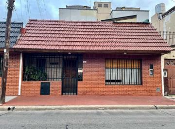 PH · 65m² · 3 Ambientes · 1 Cochera · Venta PH 3 Ambientes Ramos Mejia con Cochera