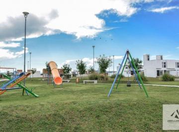Terreno · 360m² · Terreno de 360 m en Venta - La Calandria