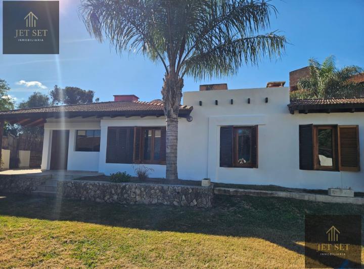Casa · 160m² · 4 Ambientes