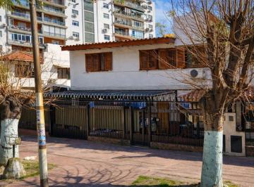 Casa · 120m² · 4 Ambientes · 2 Cocheras · Venta Chalet Duplex en Villa Celina con Cocheras