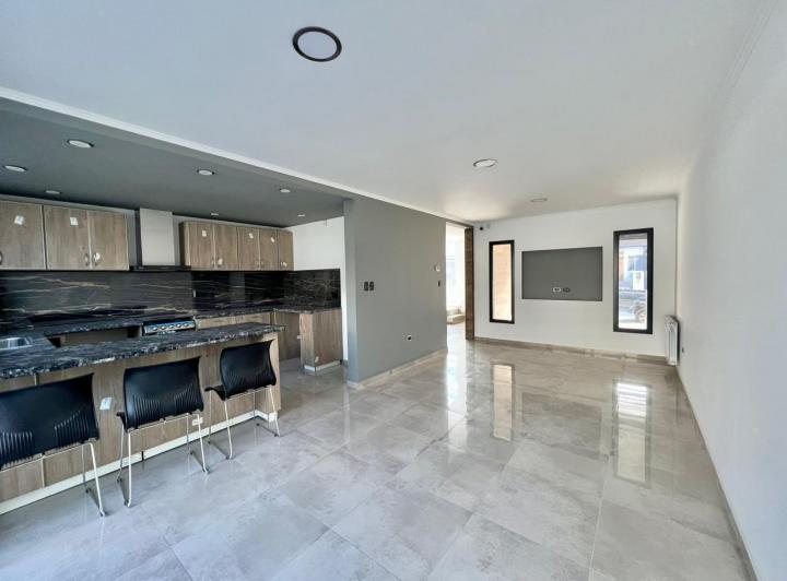 PH · 139m² · 4 Ambientes · 1 Cochera