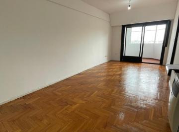 Departamento · 46m² · 2 Ambientes · Departamento Semipiso en Alquiler en Lanús Este, Lanús, G. B. a. Zona Sur
