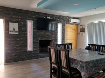Casa · 500m² · 3 Dormitorios · Casa en Venta en Rama Caída — San Rafael