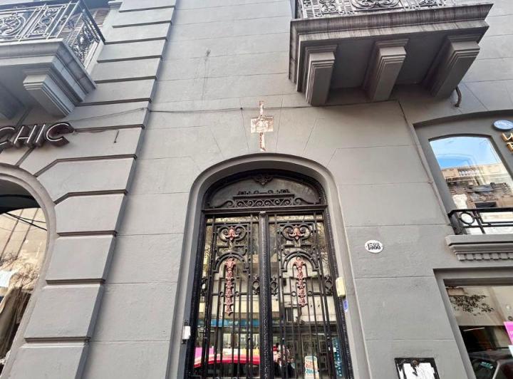 Local comercial · 240m² · 4 Ambientes