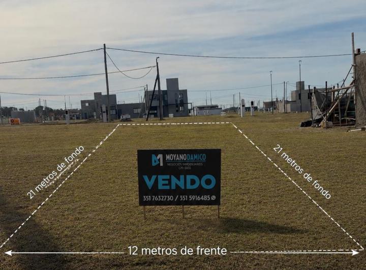 Terreno · 252m²