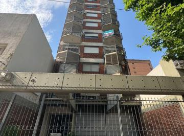 Departamento · 42m² · 2 Ambientes · 1 Cochera · Departamento de 2 Ambientes con Cochera Lanús Oeste