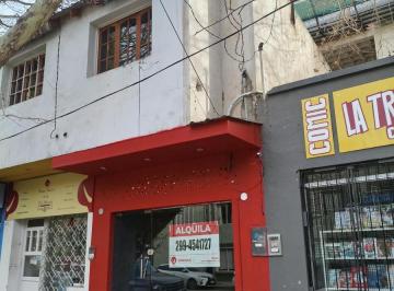 Local comercial · 130m² · Alquiler de Local Comercial Único por Su Ubicación