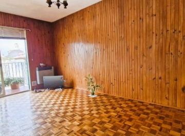Departamento de 3 ambientes, Belgrano · Se Alquila Muy Luminoso Tres Ambientes con Balcon Al Frente en Belgrano