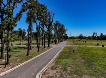 Terreno · 620m² · Lote en Venta en La Estela Pilar - Fondo Verde, Orientación Noroeste y Cerca del Ingreso