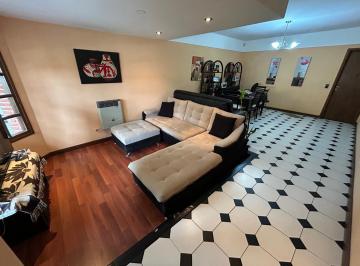 Imagen1 · Venta Casa 5 Ambientes. Zona Parque Luro
