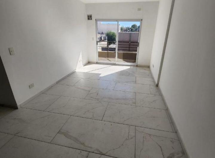 Departamento · 50m² · 3 Ambientes · 1 Cochera