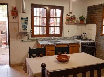 Casa · 71m² · 3 Ambientes · Venta Casa Interna 3 Dorm.