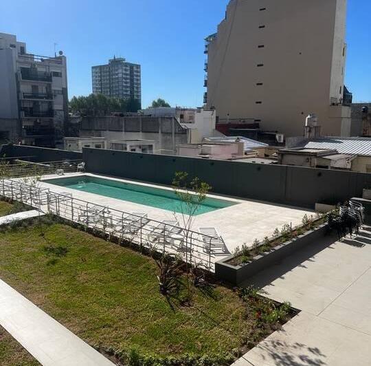 Departamento Venta 2 Ambientes en Paternal con Balcon y Piscina