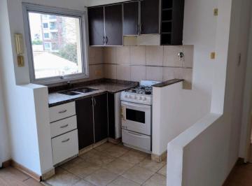 Departamento de 2 ambientes, Lanús · Excelente Semipiso 2 Ambientes Contrafrente