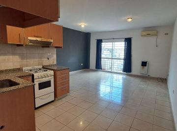 Departamento · 29m² · 1 Ambiente · Alquiler de Monoambiente en Lanus Oeste
