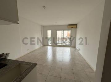 Departamento · 32m² · 1 Ambiente · Monoambiente en Alquiler – Av San Martín 2140 - Apto Profesional