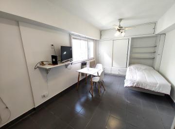 Departamento · 22m² · 1 Ambiente · Monoambiente Amueblado 22 m² – Riobamba Al 300 – Luminoso