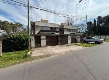 Casa de 1 ambiente, Malvinas Argentinas · Ideal Vivienda Permanente Ubicación Privilegiada en Parque Alvear I Excelente Dúplex en Venta