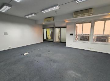 Oficina comercial · 237m² · 2 Cocheras · Oficina en Alquiler en Sarmiento 600