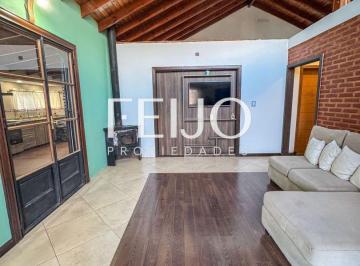 RFP-RFP-1900_2 · Casa 6 Ambientes 3 Dorm.. | 1631