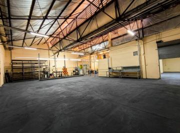 Bodega-Galpón · 548m² · Galpón Comercial / Depósito con Oficina. Logística