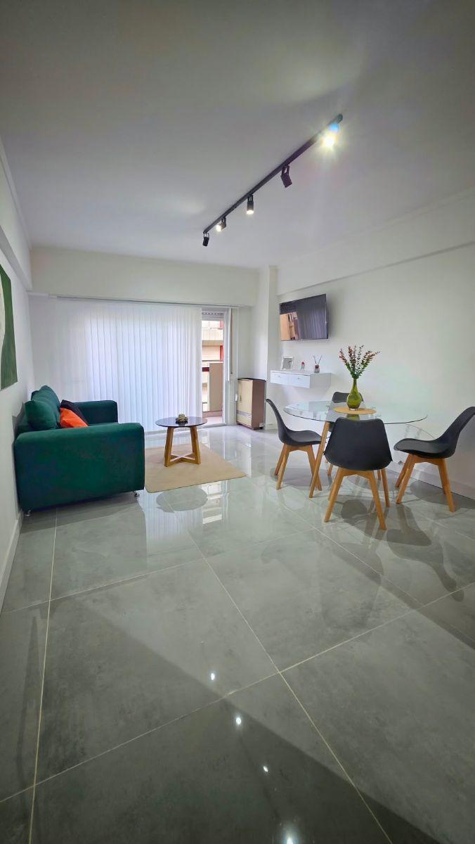 Venta de Departamento 3 Ambientes al Frente con Balcón y Cochera – Entre Ríos 2364, 6°