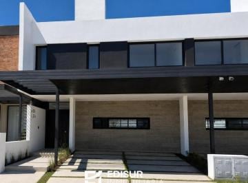 Casa · 160m² · 5 Ambientes · 2 Cocheras · Espectacular Duplex a Estrenar en Colinas de Manantiales