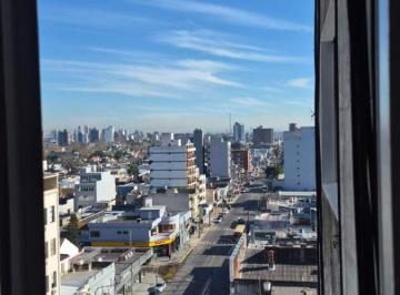 Departamento de 2 ambientes, Quilmes · Departamento Apto Profesional – Pleno Centro de Quilmes