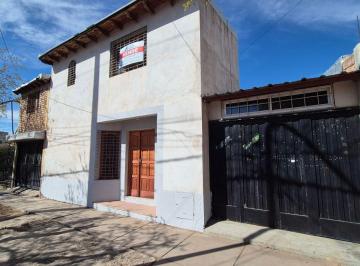 Casa de 8 ambientes, San Francisco del Monte · Casa Amplia en Venta en Guaymallén – Ideal Para Familia Numerosa o Inversión
