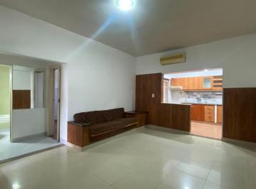 Casa · 58m² · 3 Ambientes · Alquiler Casa 3 Ambientes con Patio Tablada