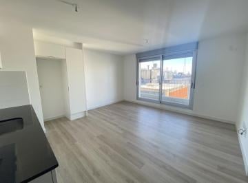 Departamento · 44m² · 2 Ambientes · Entrega Inmediata! Venta de Apartamento 1 Dormitorio y Terraza. Cordón Sur!